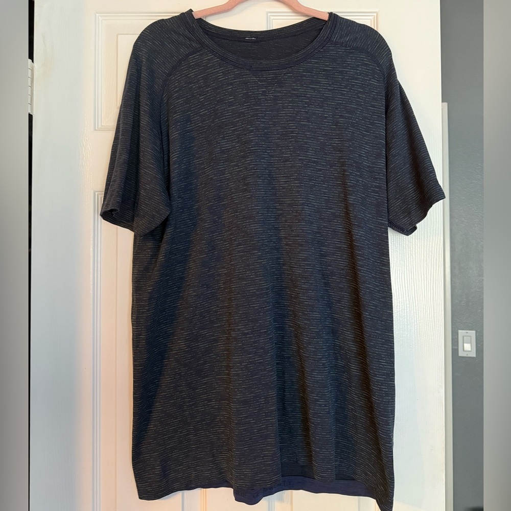 Lululemon Metal Vent Tech Short-Sleeve